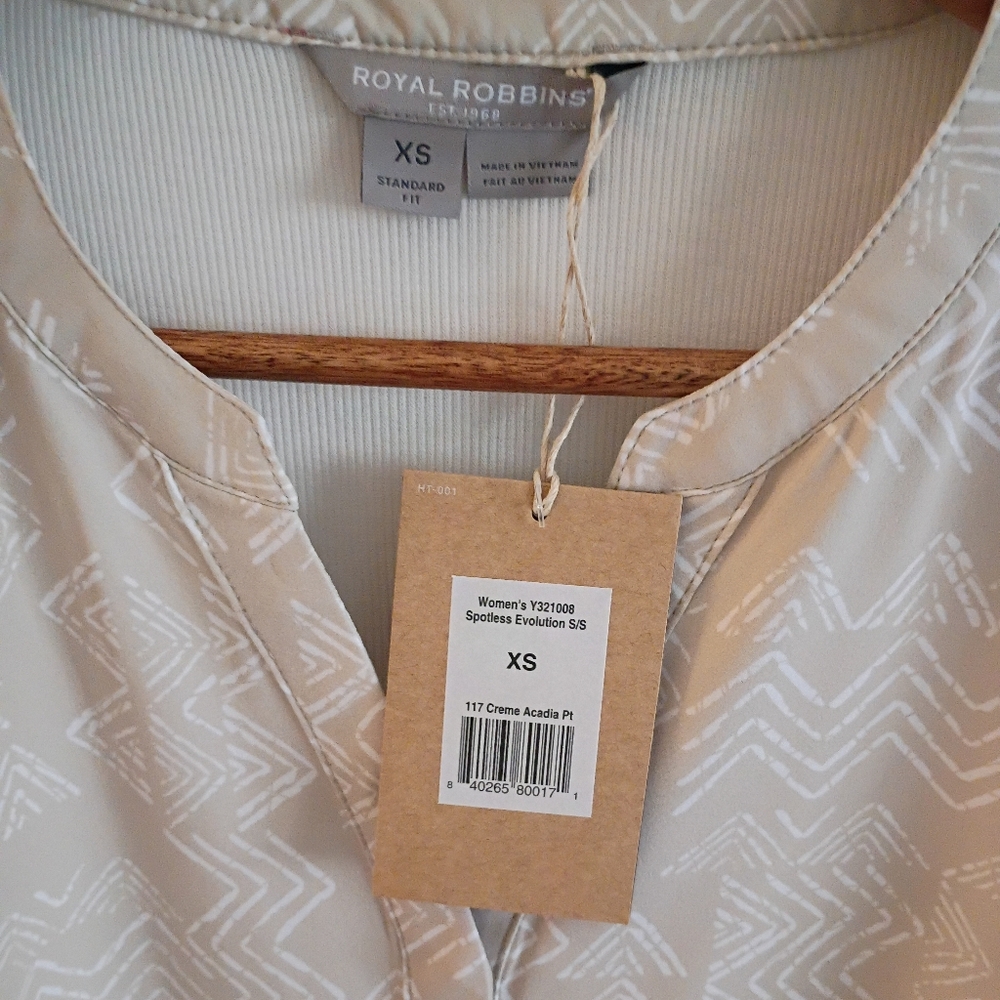 Royal Robbins Women's Cream Patterned Top - Picture 3 of 5